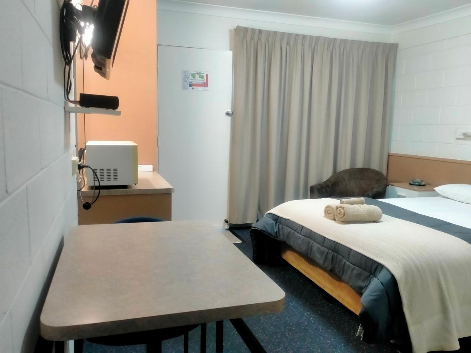 Oakey Motel Buitenkant foto
