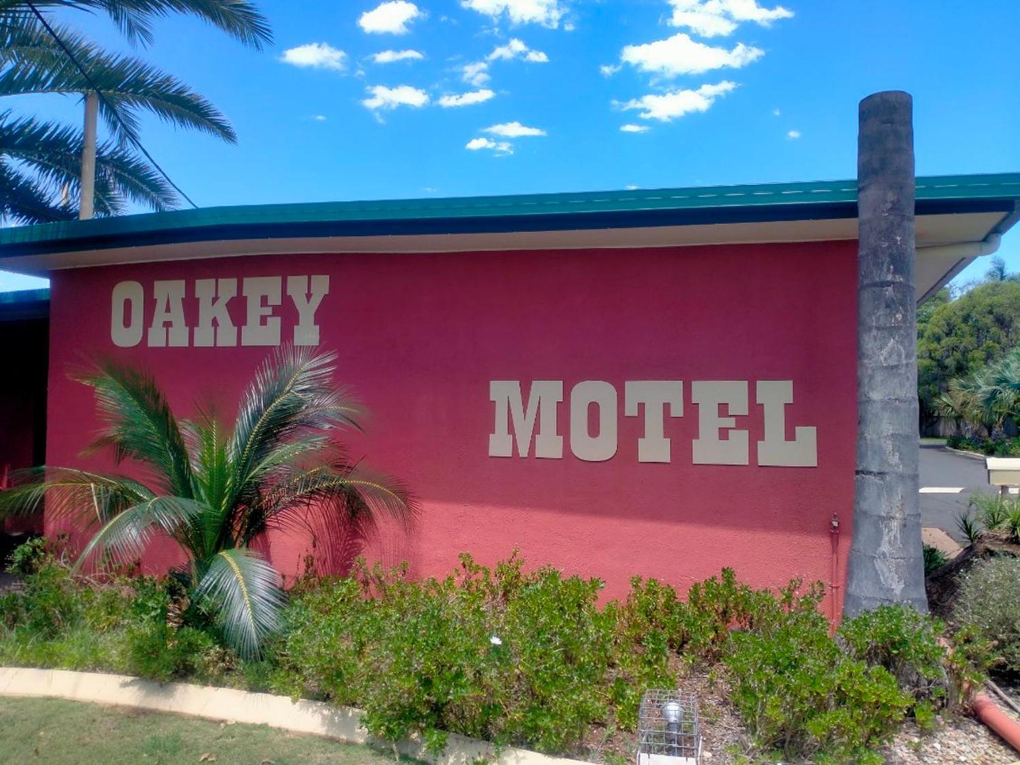 Oakey Motel Buitenkant foto