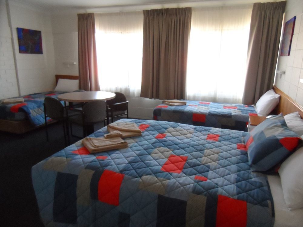 Oakey Motel Buitenkant foto