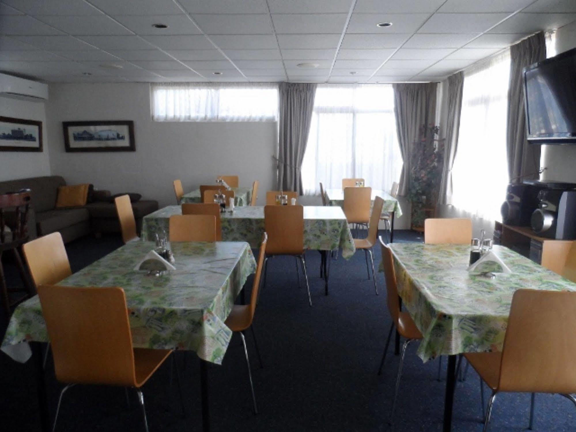 Oakey Motel Buitenkant foto